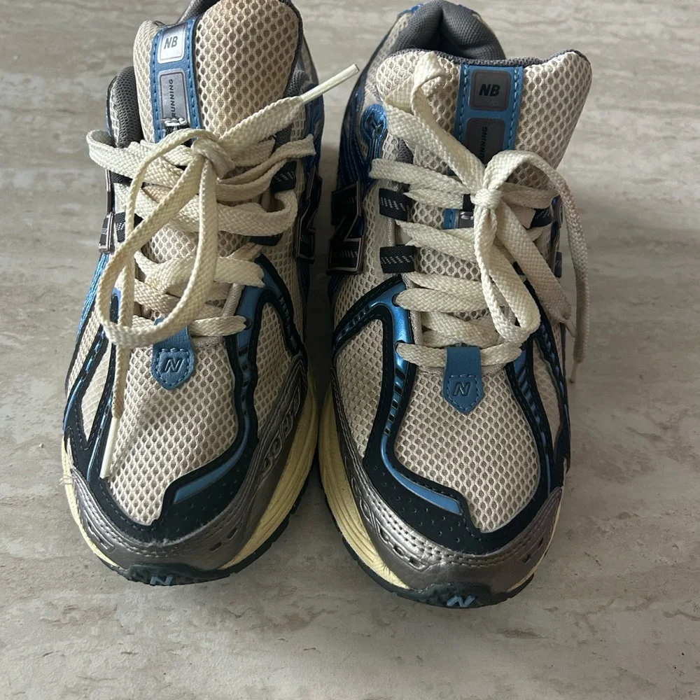 New Balance 1906RKids Sneakers - color blue moonbeam - Picture 5 of 5